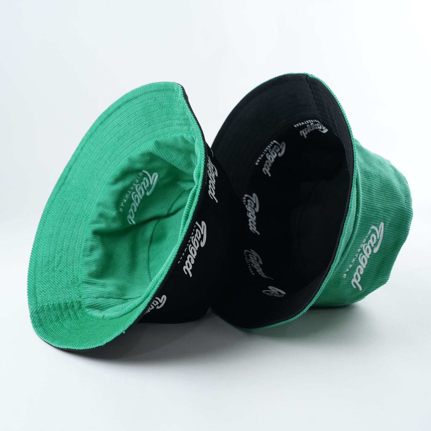 Reversible bucket hat