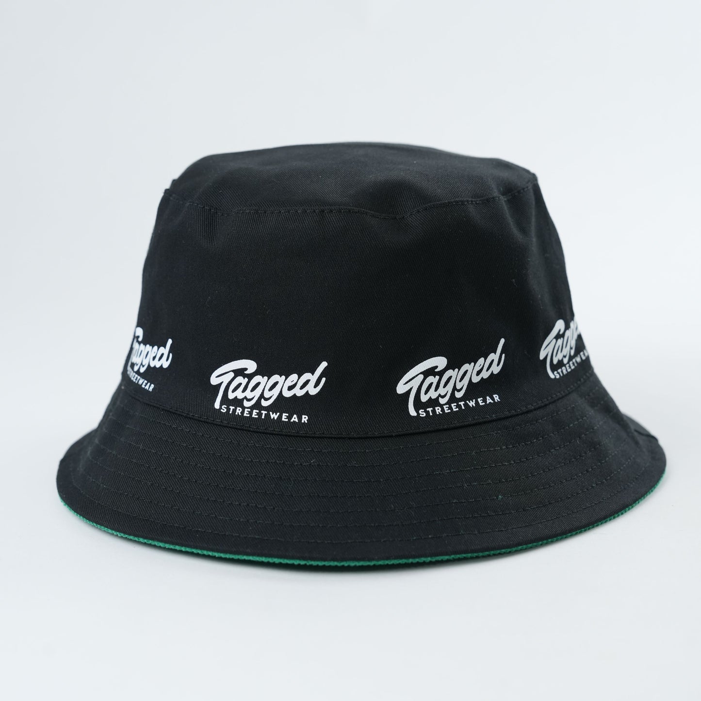Reversible bucket hat