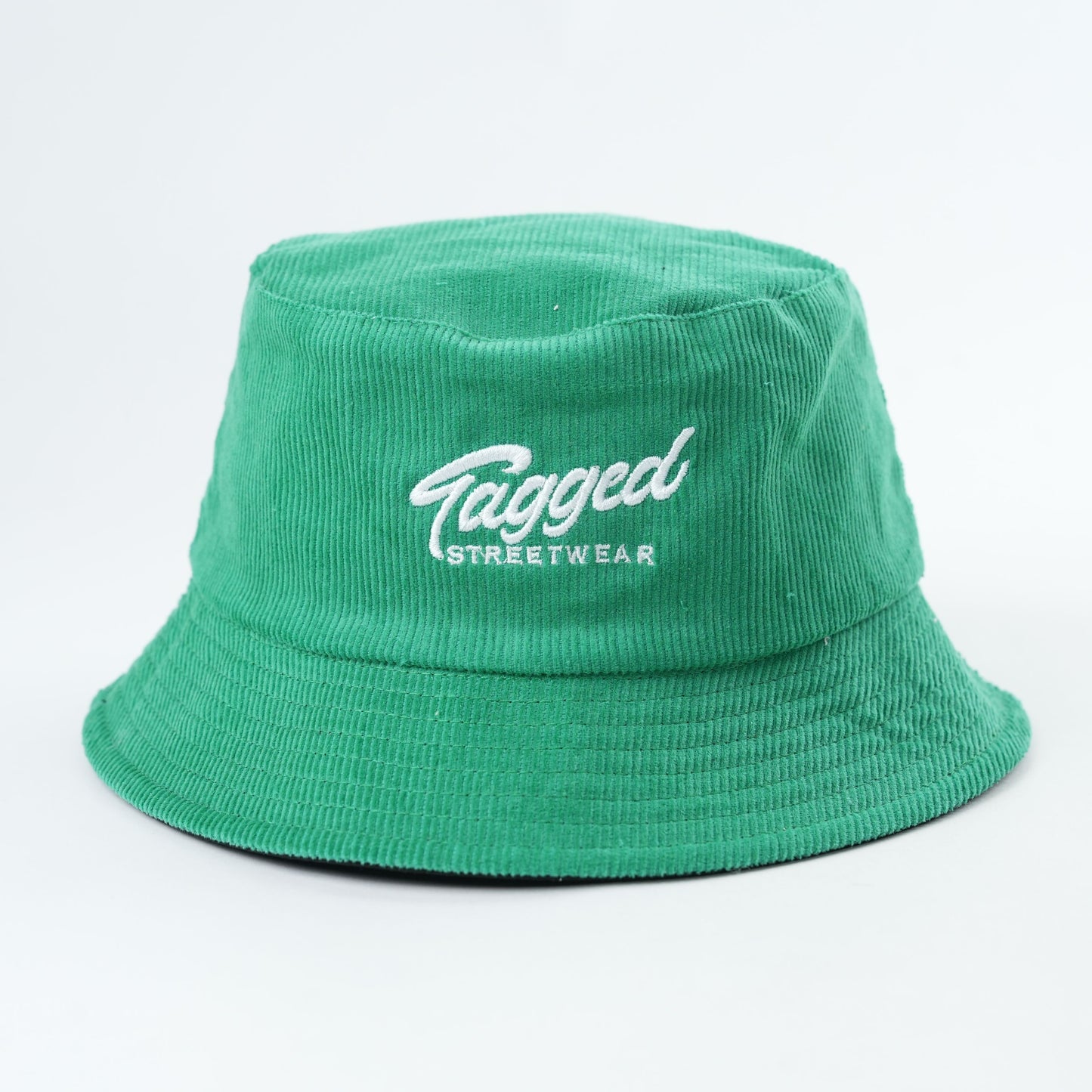 Reversible bucket hat