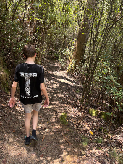 "Life won"t wait" classic T-Shirt